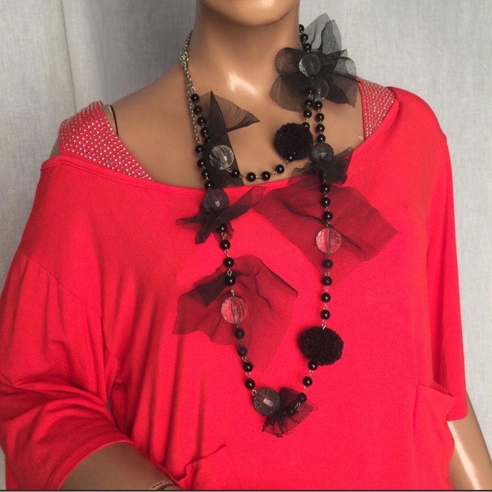 Black lace necklace - Picture 8 of 9